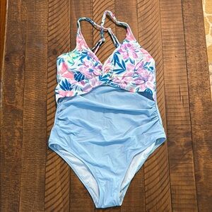 Cupshe Blue and Pink Floral One Piece Swimsuit with Tummy Control size M NWT